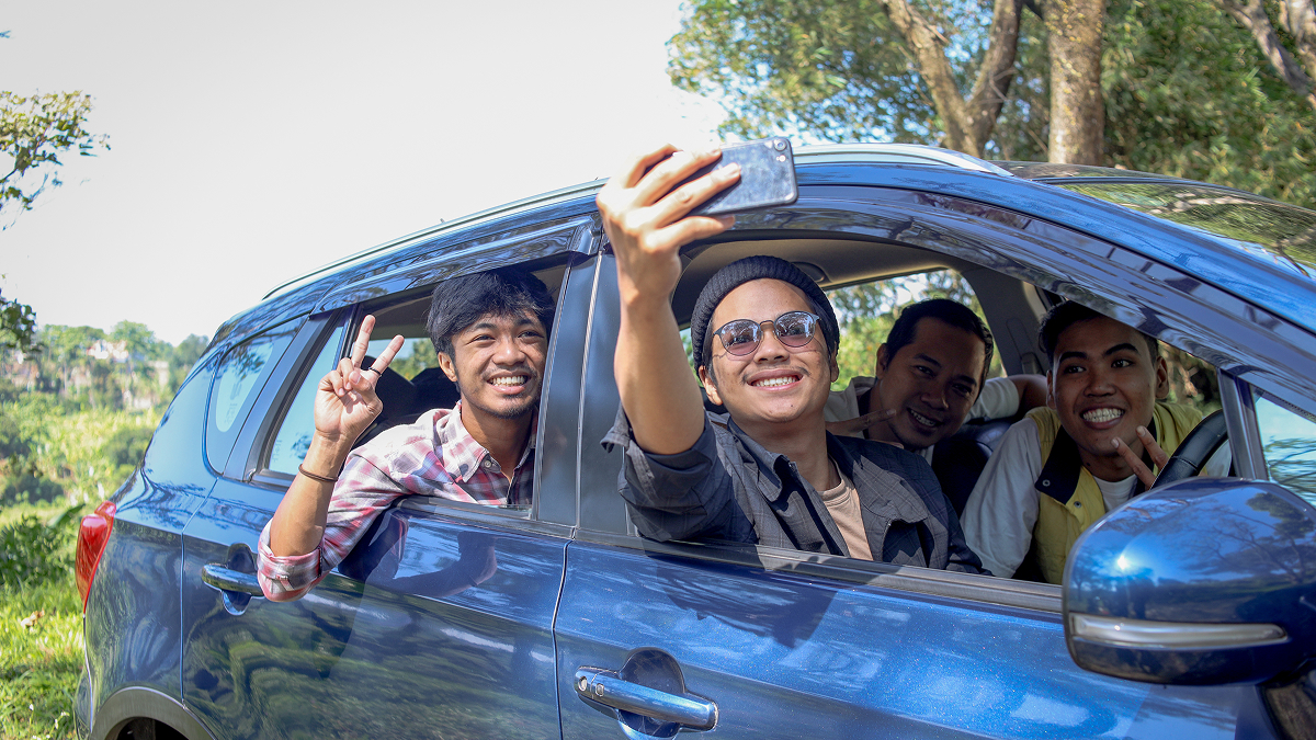 Best Self-Drive Cars for Family Road Trips in Bangalore